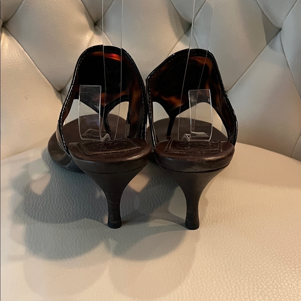 Tory Burch Brown Tortoiseshell Logo Thong Heeled Sandals 8 - Picture 11 of 16